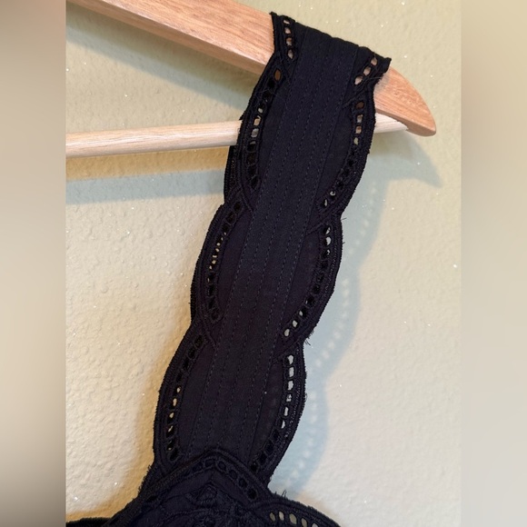 The Kooples Black Floral Embroidered Cropped Peplum Top NWT Size Medium - Picture 5 of 7